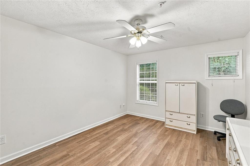 305 Streamside Drive Property Photo 21