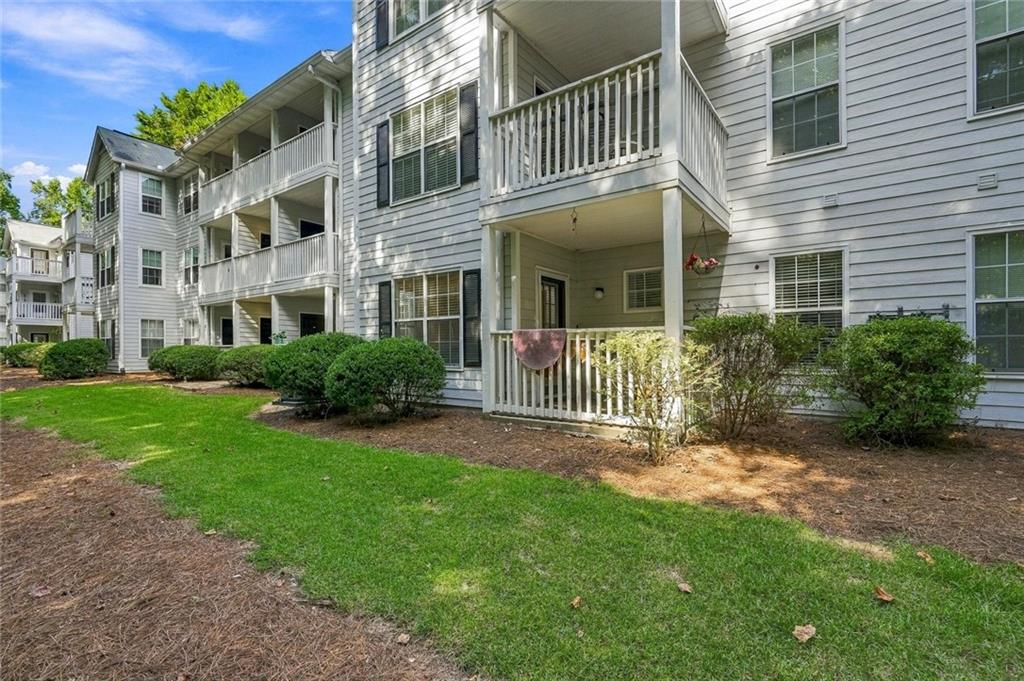 305 Streamside Drive Property Photo 29