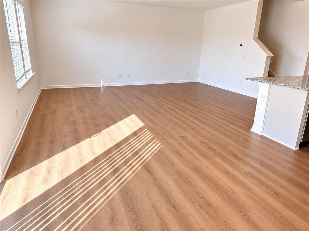 512 Almere Drive Property Photo 39