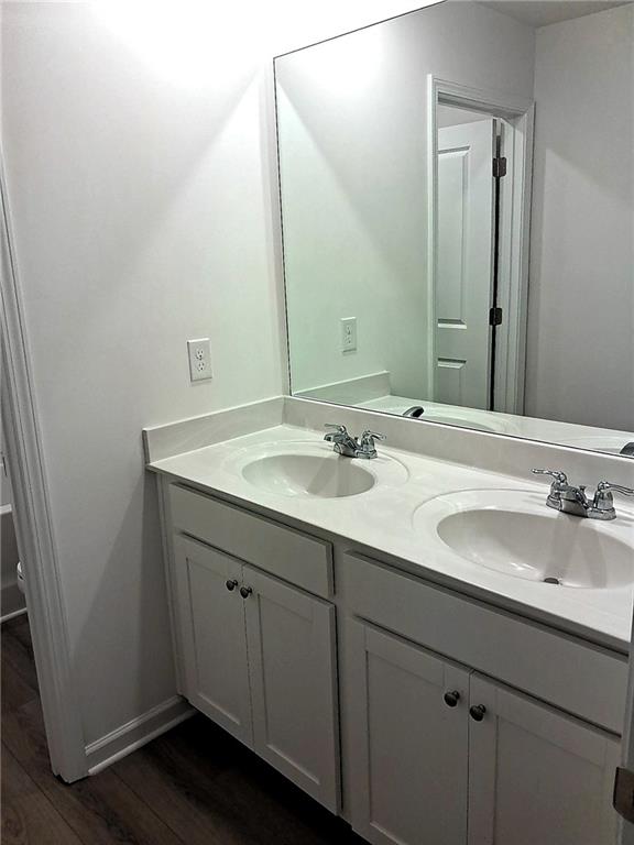 512 Almere Drive Property Photo 47