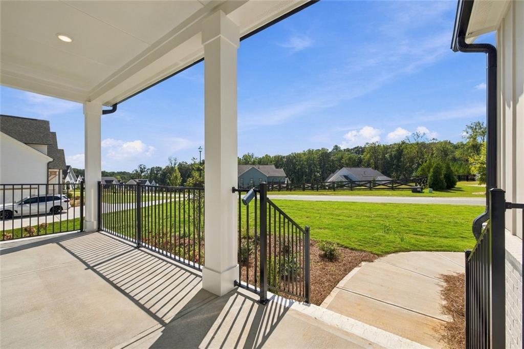 8345 Beryl Overlook Property Photo 4