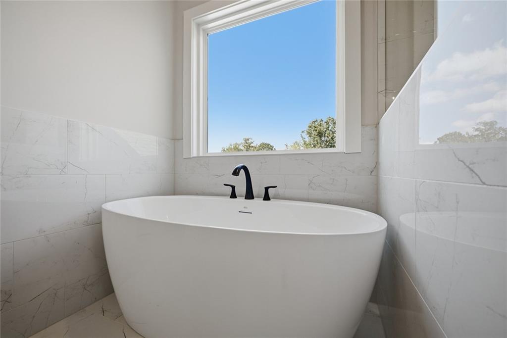 8345 Beryl Overlook Property Photo 36