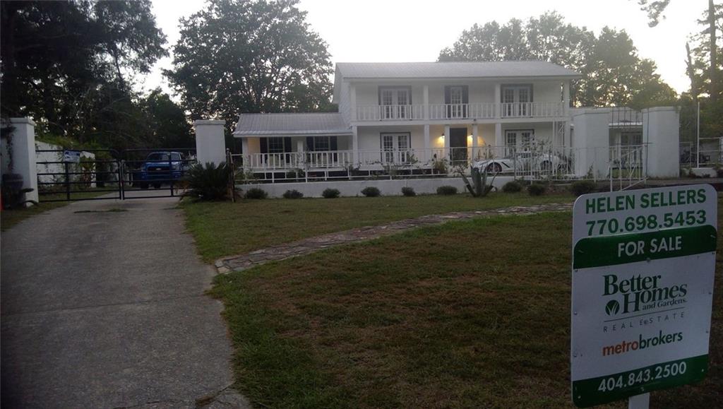 1210 King Edward Drive