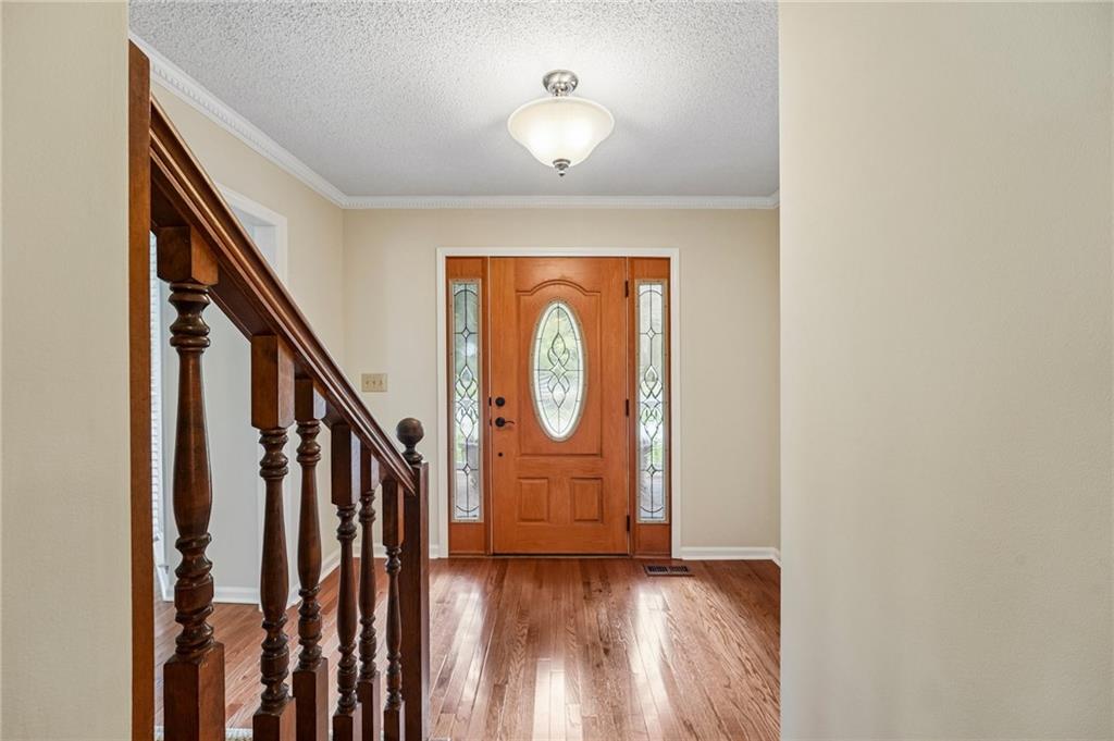 1100 Waterfall Way Property Photo 14