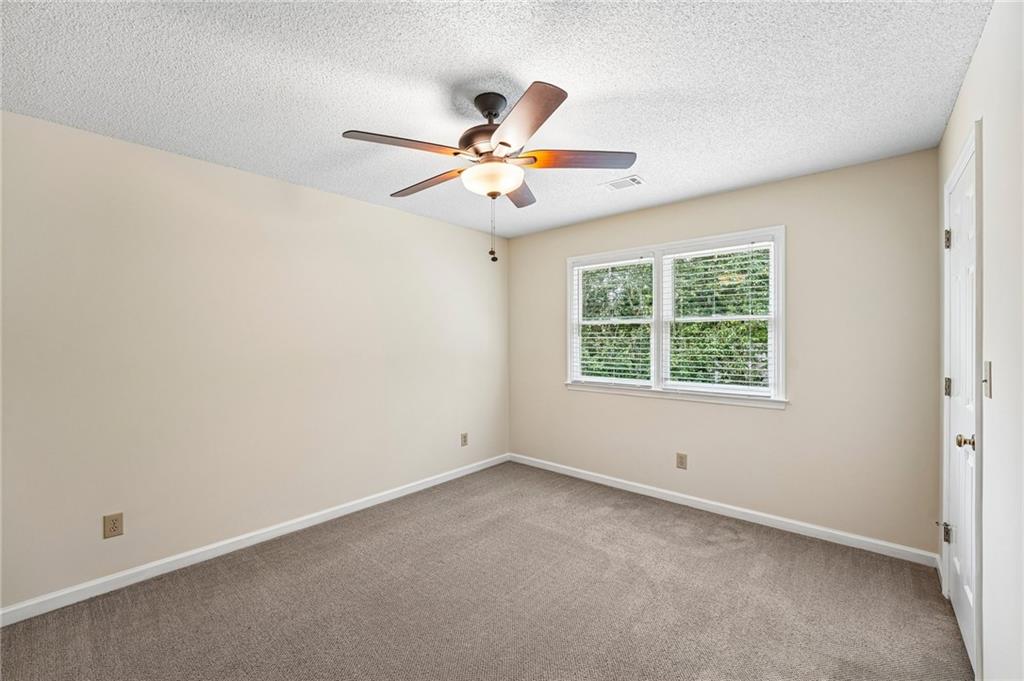 1100 Waterfall Way Property Photo 44