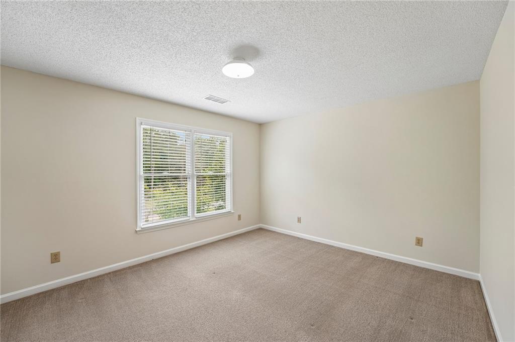 1100 Waterfall Way Property Photo 45