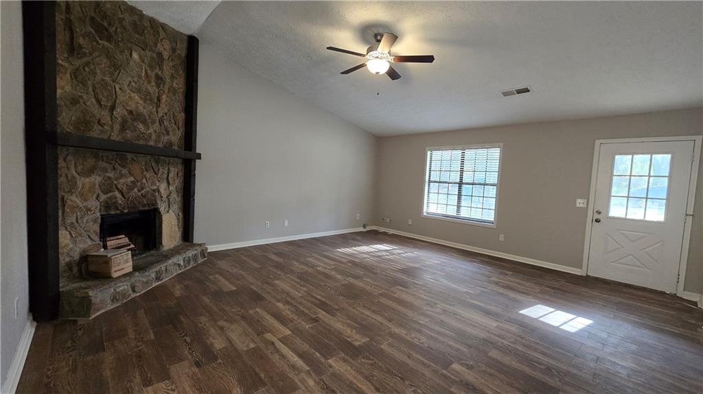 2667 Camelot Court Property Photo 6