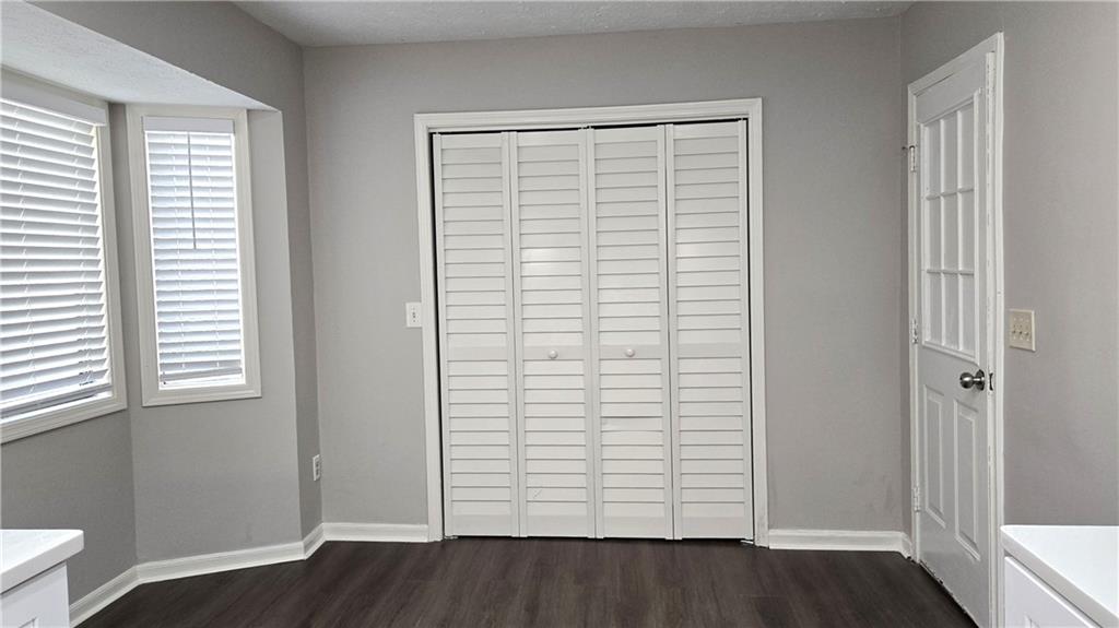 2667 Camelot Court Property Photo 10