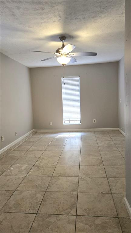 2667 Camelot Court Property Photo 17