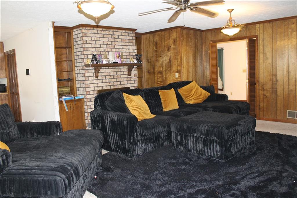 2160 Pinewood Drive Property Photo 15