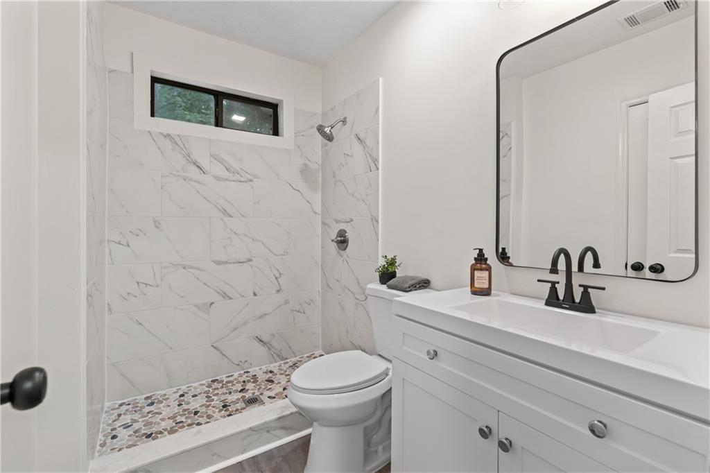71 Picketts View Property Photo 7