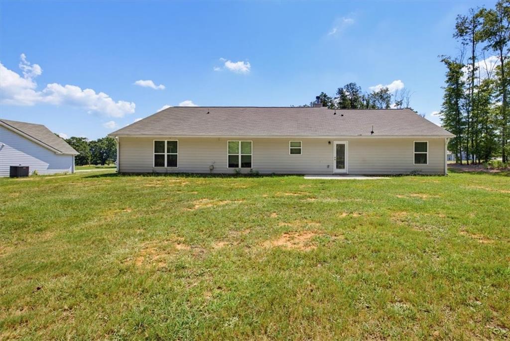62 Windrow Trail Property Photo 33