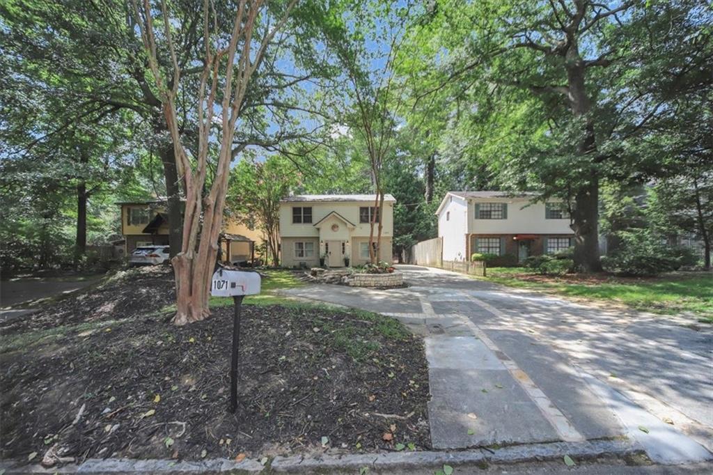 1071 Standard Drive Ne Property Photo 4