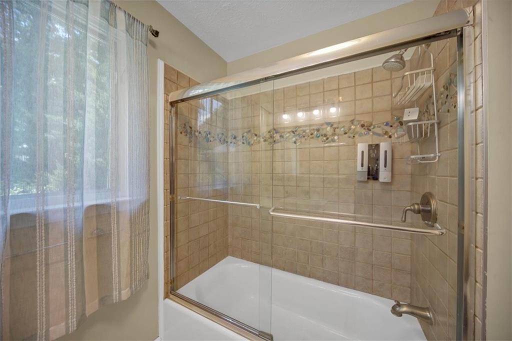1071 Standard Drive Ne Property Photo 26