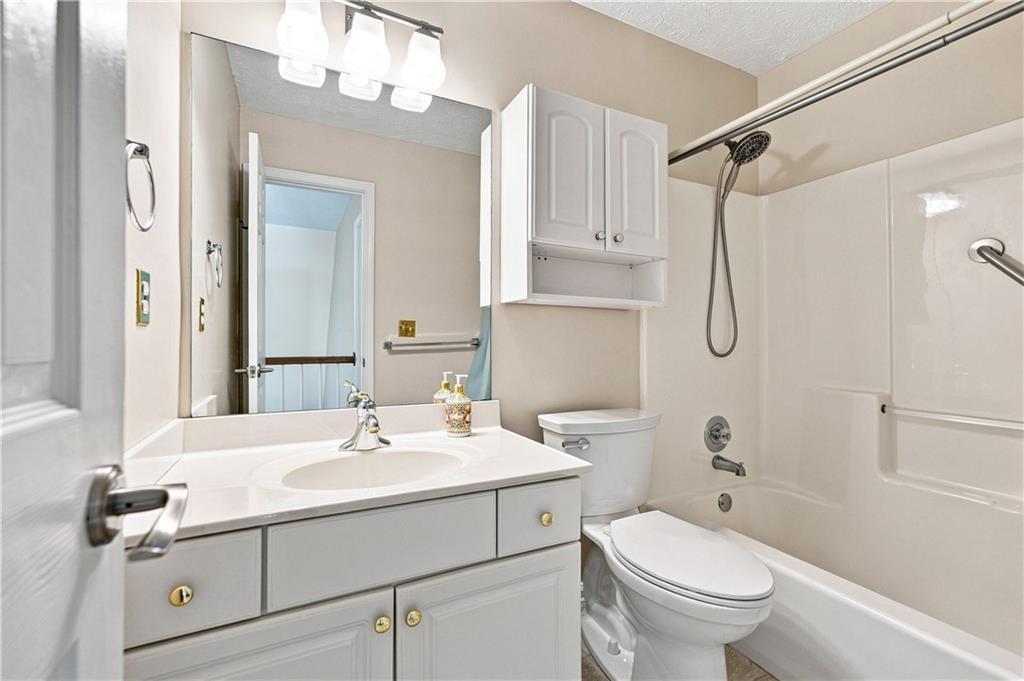 4085 Berkeley Park Drive Property Photo 34