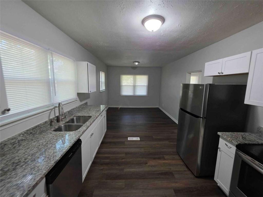 527 Walton Road Property Photo 8