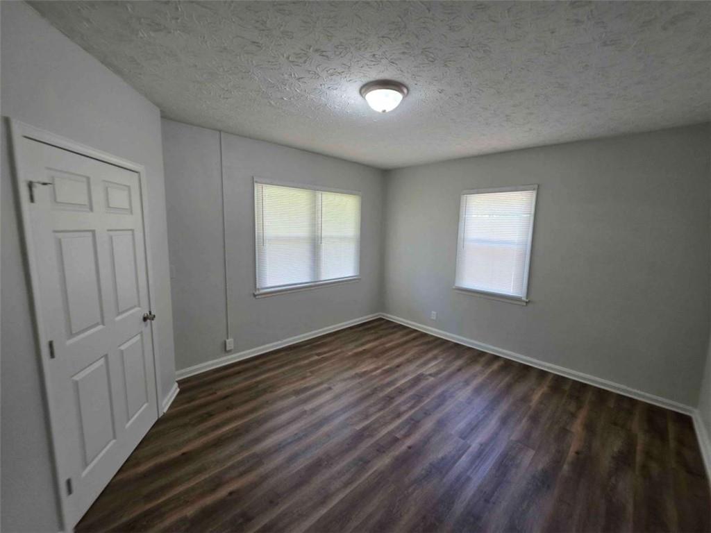 527 Walton Road Property Photo 15