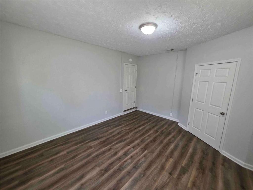 527 Walton Road Property Photo 16