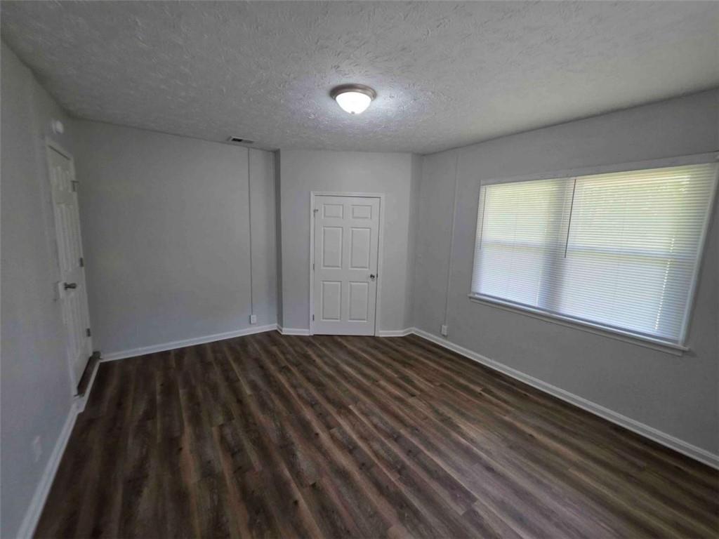 527 Walton Road Property Photo 17