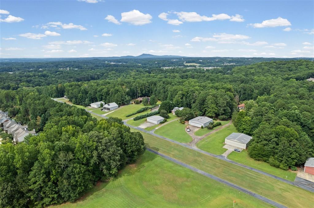 2320 Kitfox Circle Property Photo 4