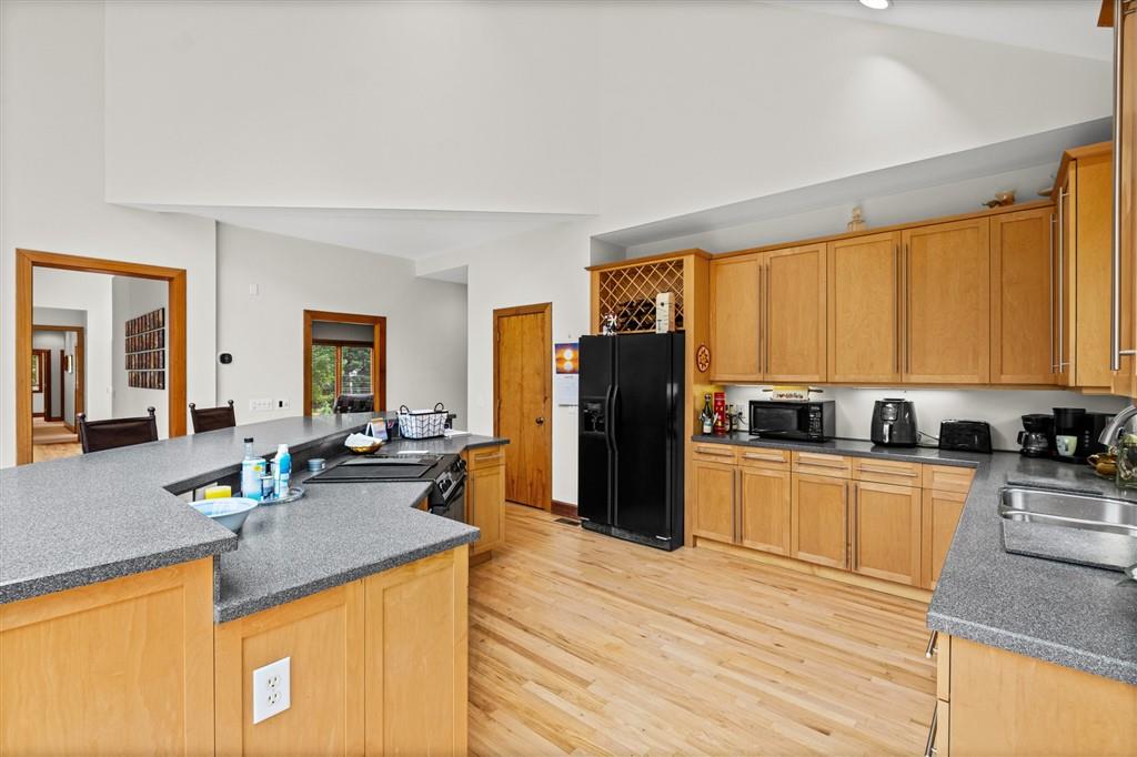 2320 Kitfox Circle Property Photo 14