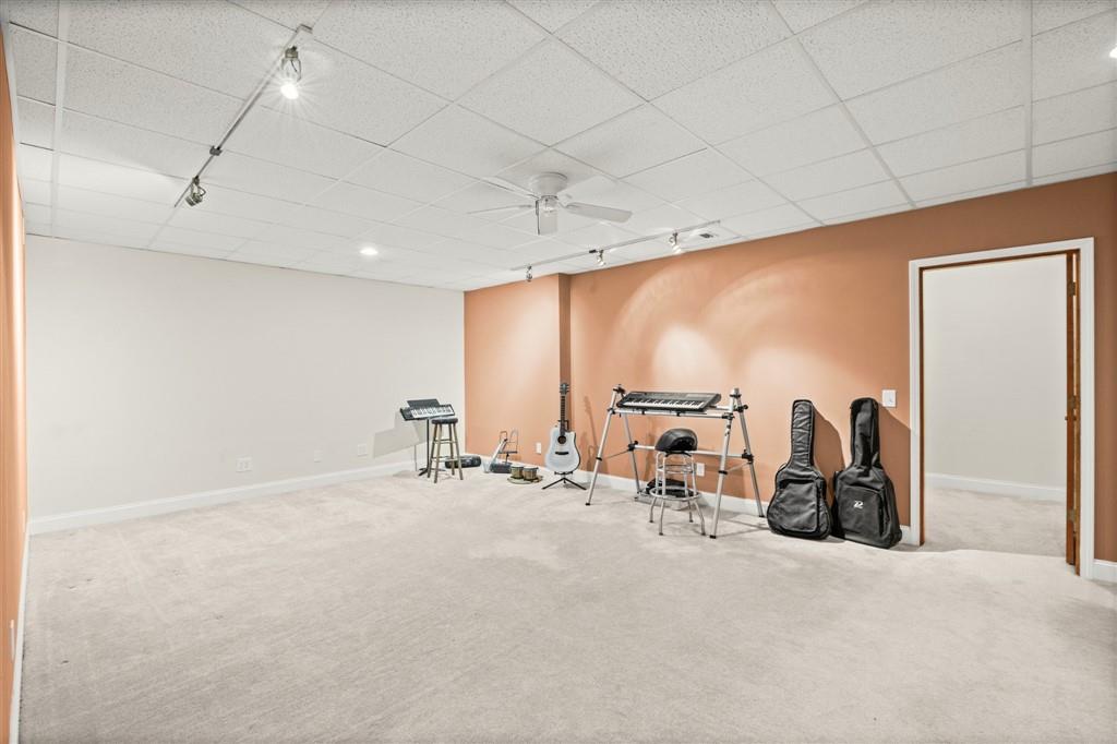 2320 Kitfox Circle Property Photo 26