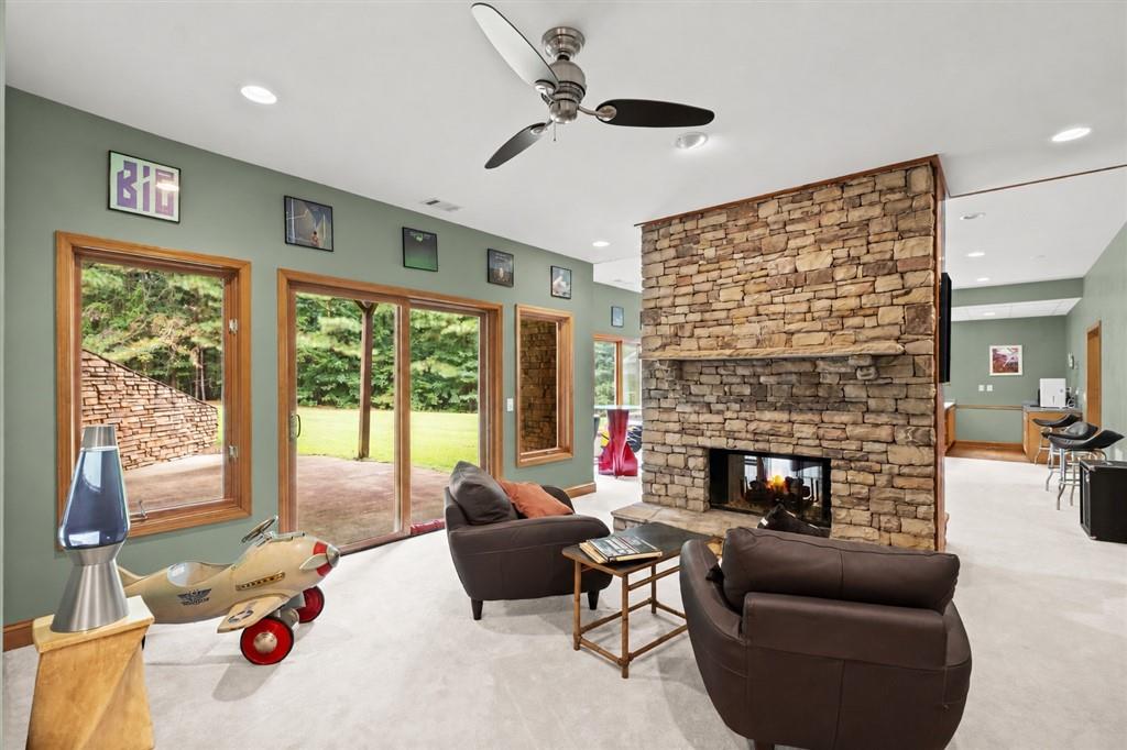 2320 Kitfox Circle Property Photo 29
