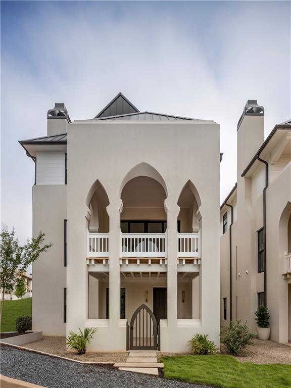 180 5th Street Property Photo 1