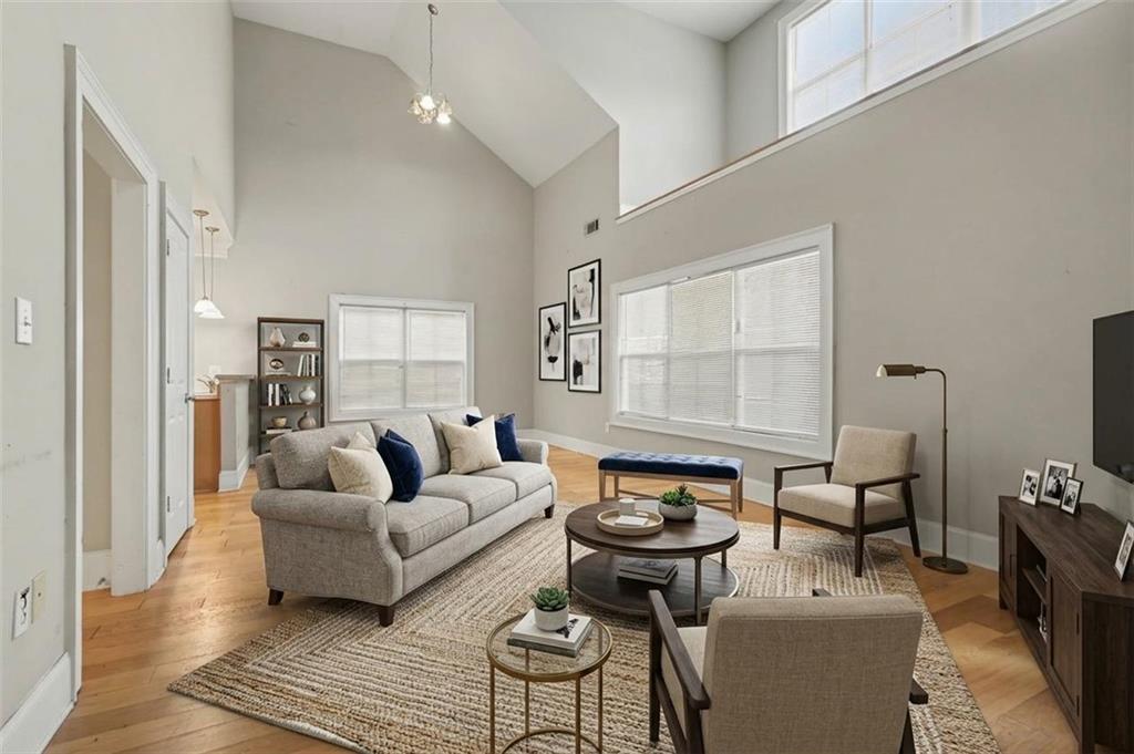 103 East Paces Drive Property Photo 3