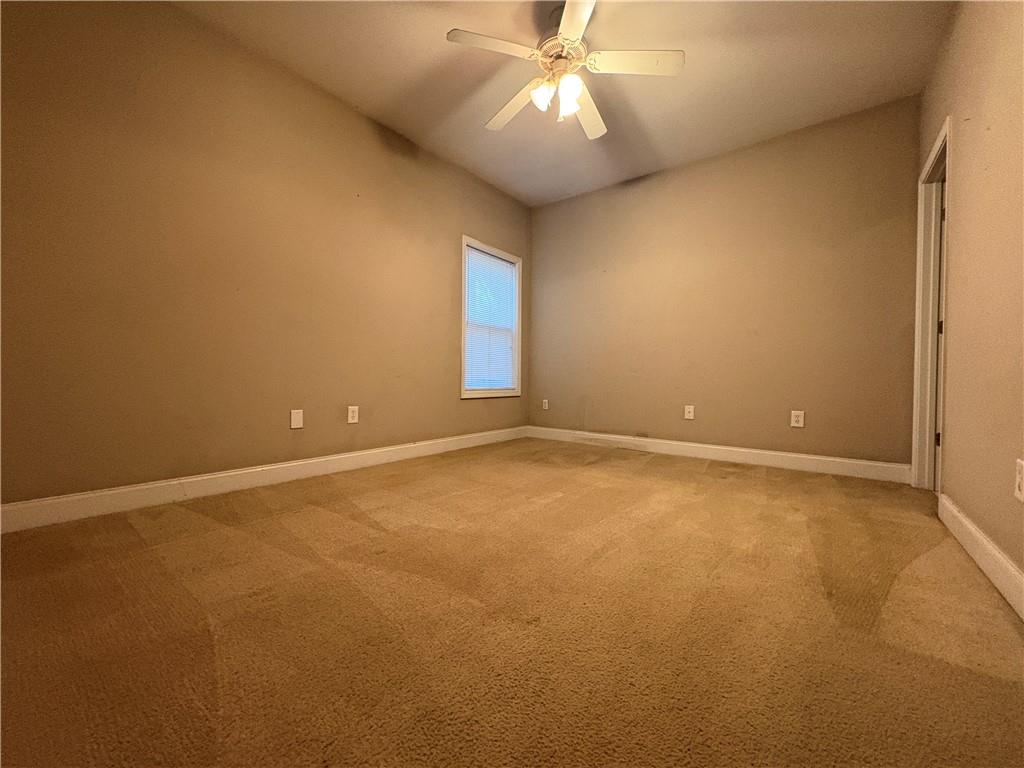 103 East Paces Drive Property Photo 9