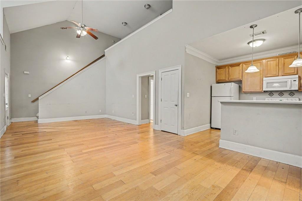 103 East Paces Drive Property Photo 22