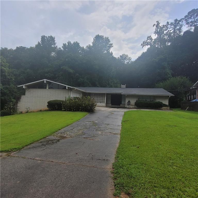 2250 Crestknoll Circle Property Photo 1