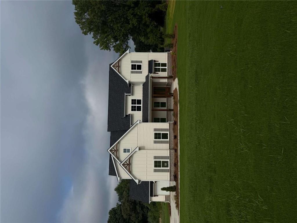 137 Twin Oaks Drive Property Photo 1