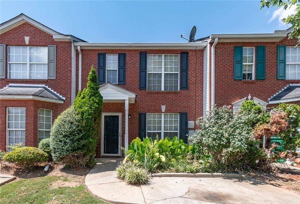 5550 Strathmoor Manor Circle Property Photo 1