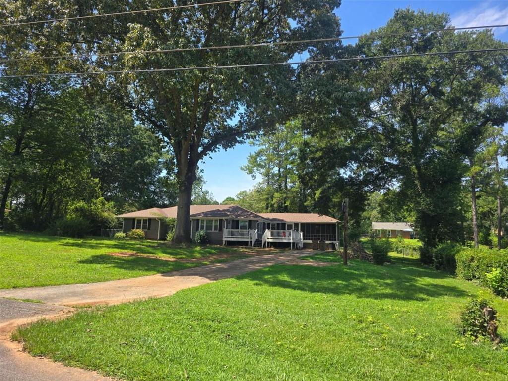 7379 Dexter Drive Property Photo 4