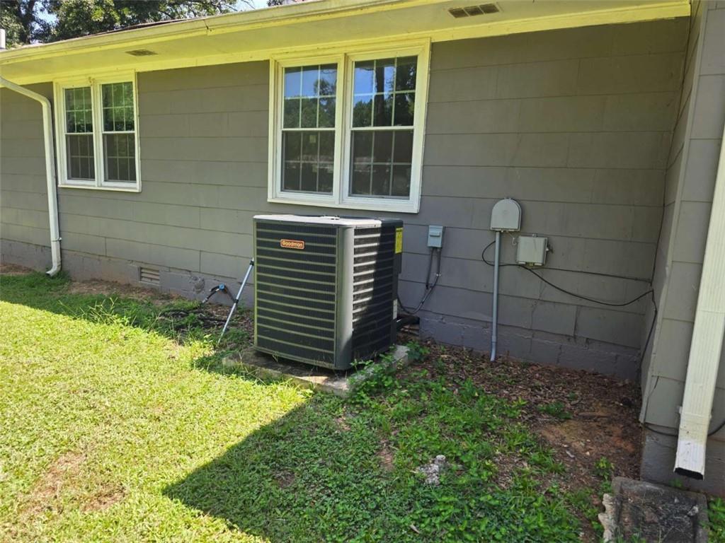 7379 Dexter Drive Property Photo 8