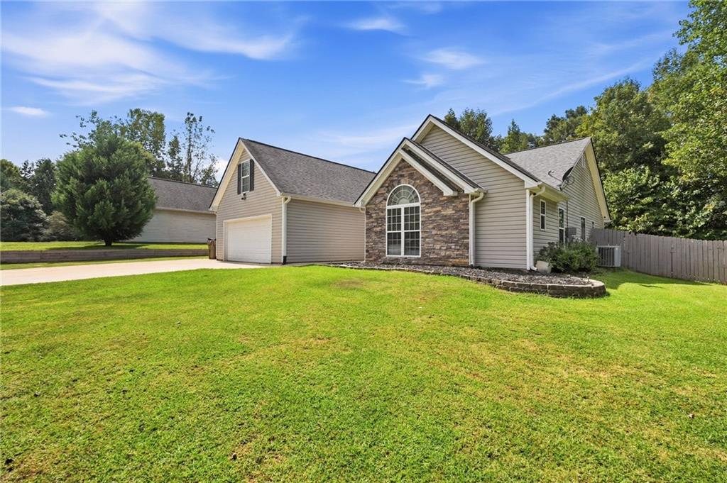 198 Celestial Run Property Photo 2