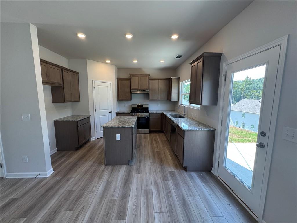 337 Bloomfield Circle Property Photo 4