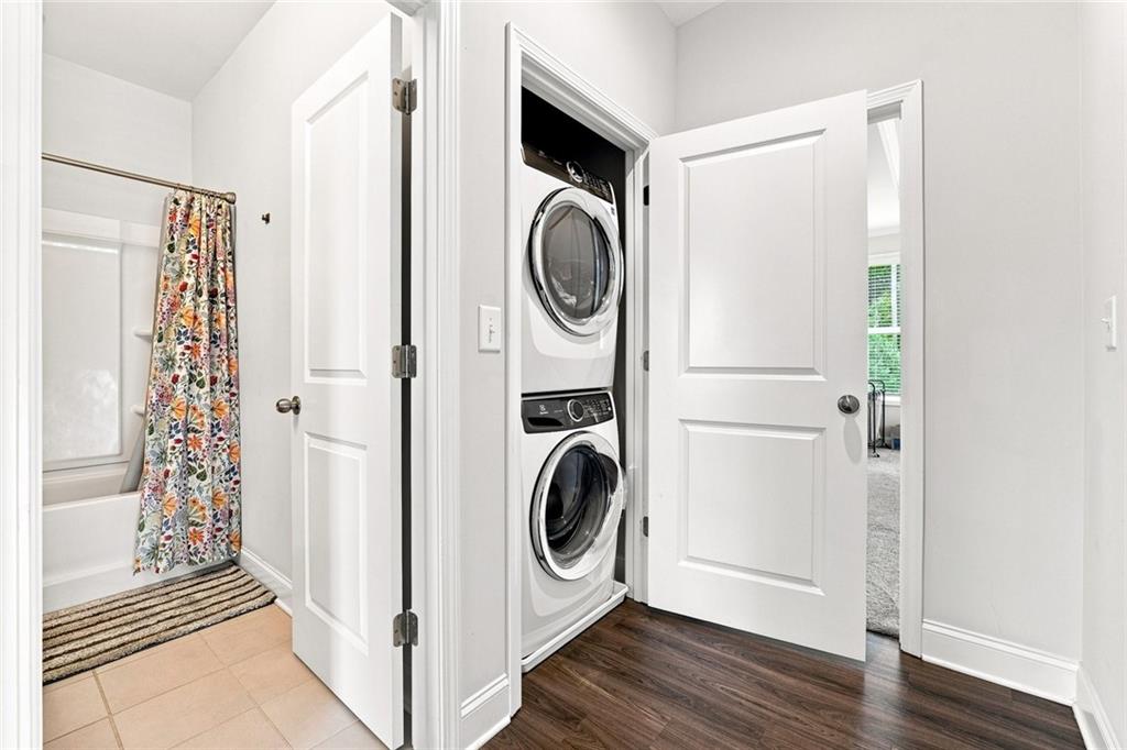 6146 Eves Way Property Photo 21