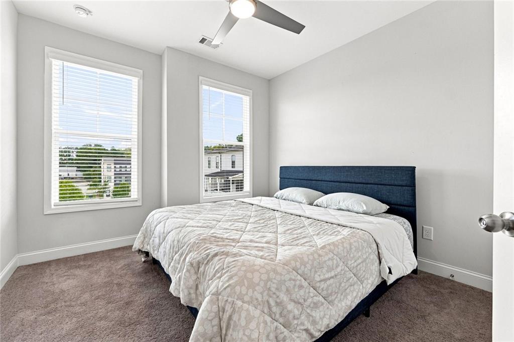 6146 Eves Way Property Photo 26