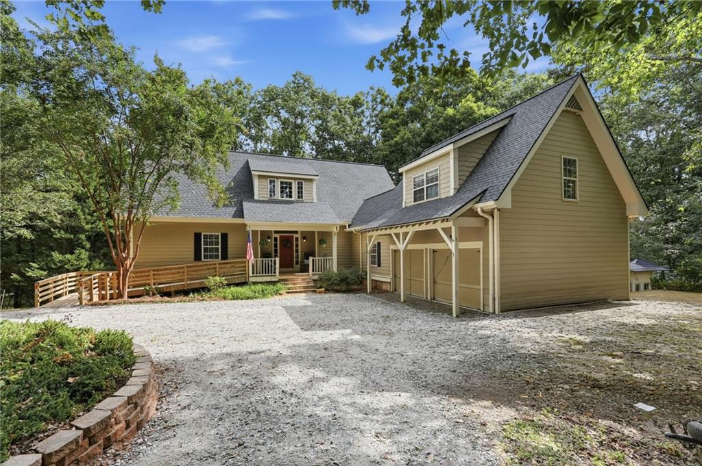 907 Rainbow Circle Property Photo 7