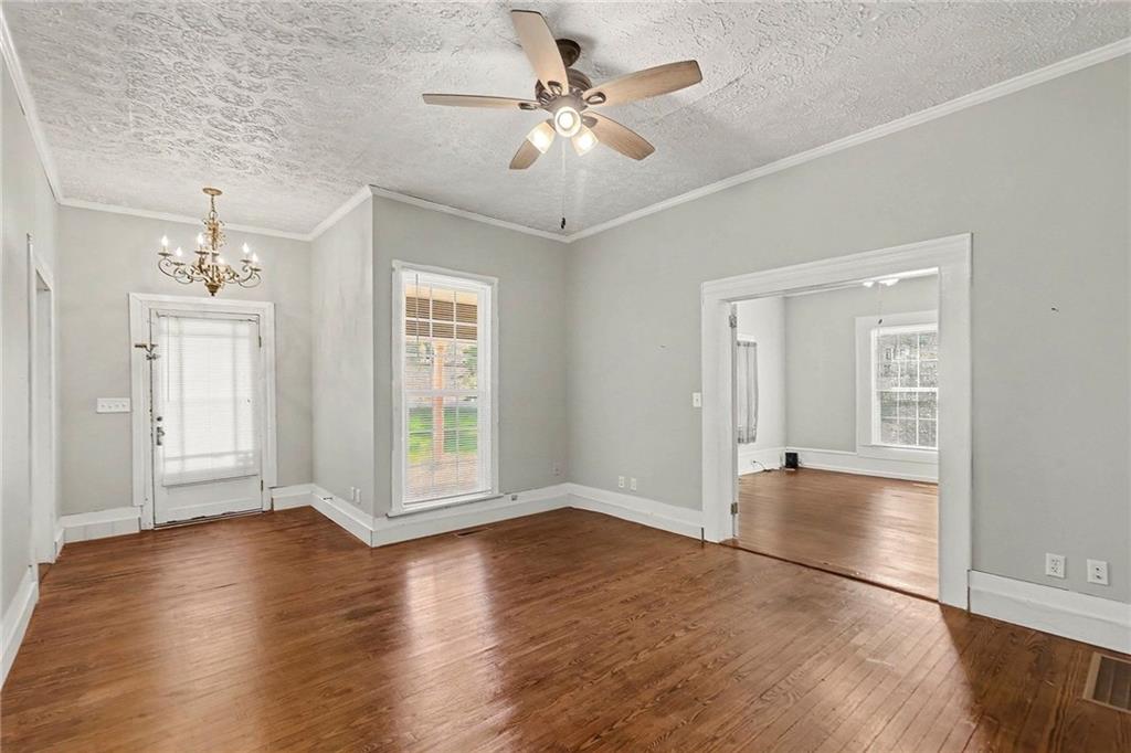 44 E Johnson Street Property Photo 2