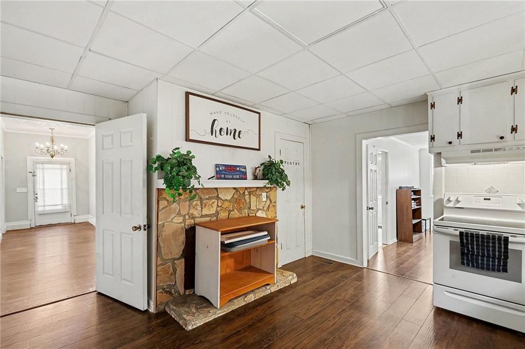 44 E Johnson Street Property Photo 4
