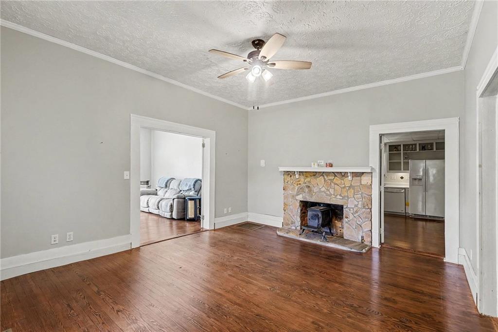 44 E Johnson Street Property Photo 8