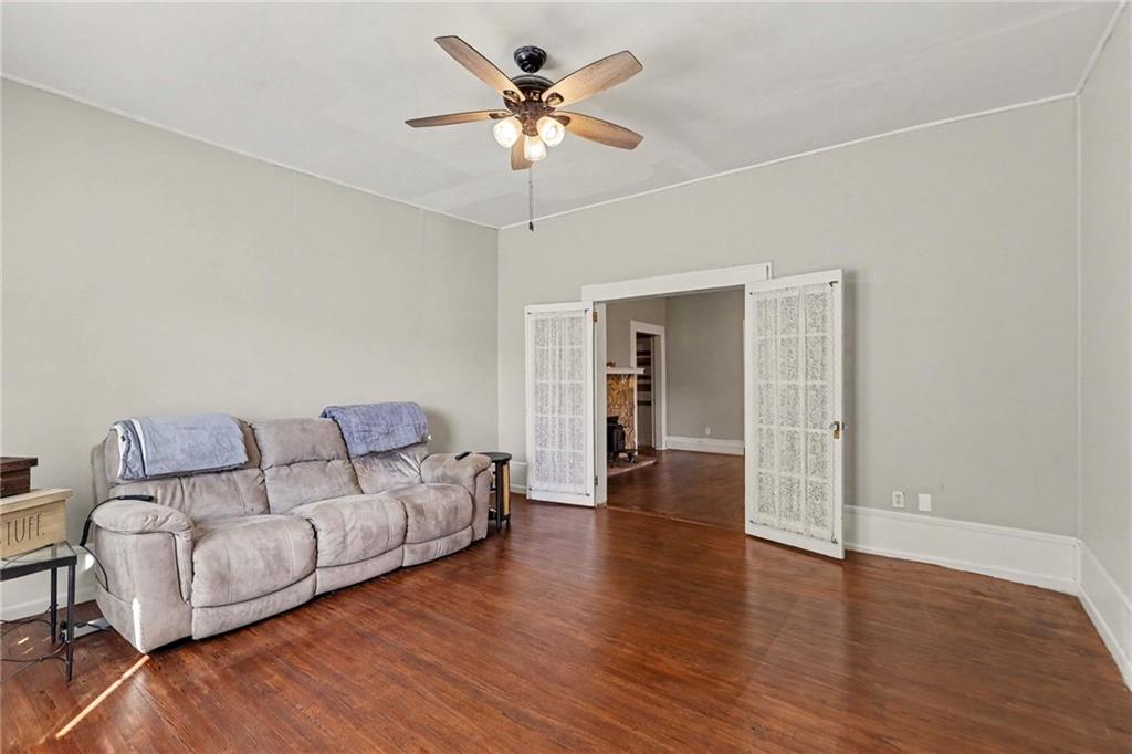 44 E Johnson Street Property Photo 11