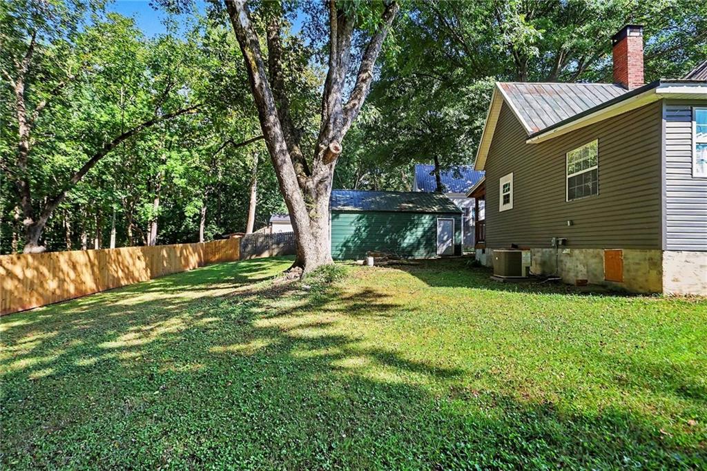 44 E Johnson Street Property Photo 34