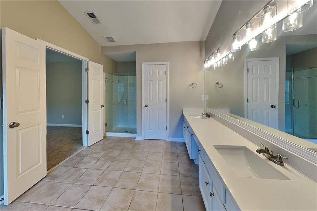 660 Alstonefield Drive Property Photo 10