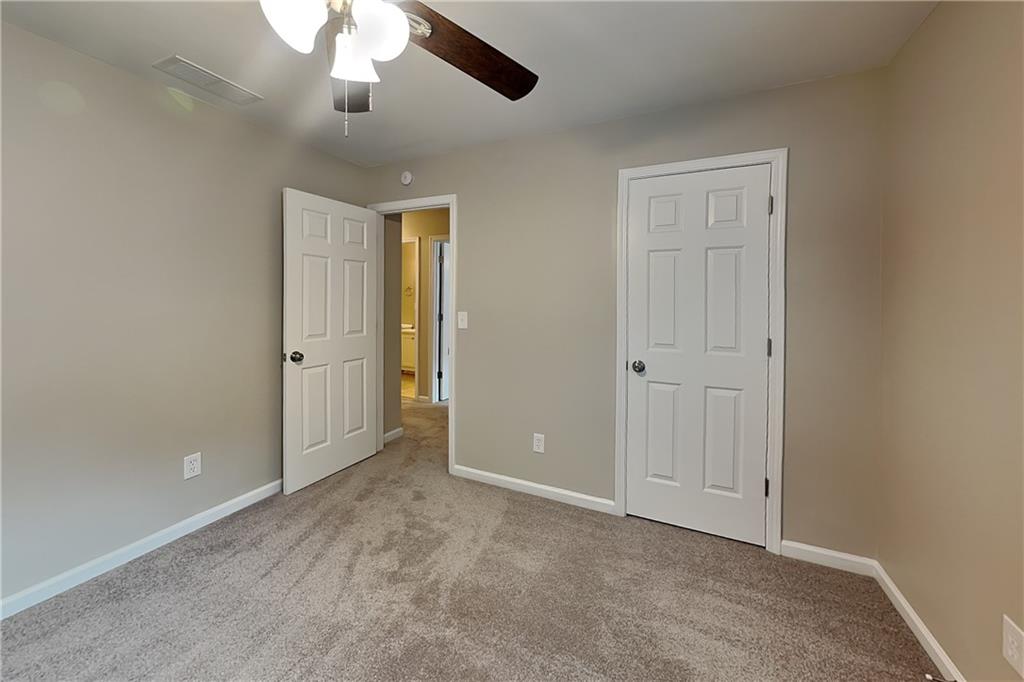 660 Alstonefield Drive Property Photo 12