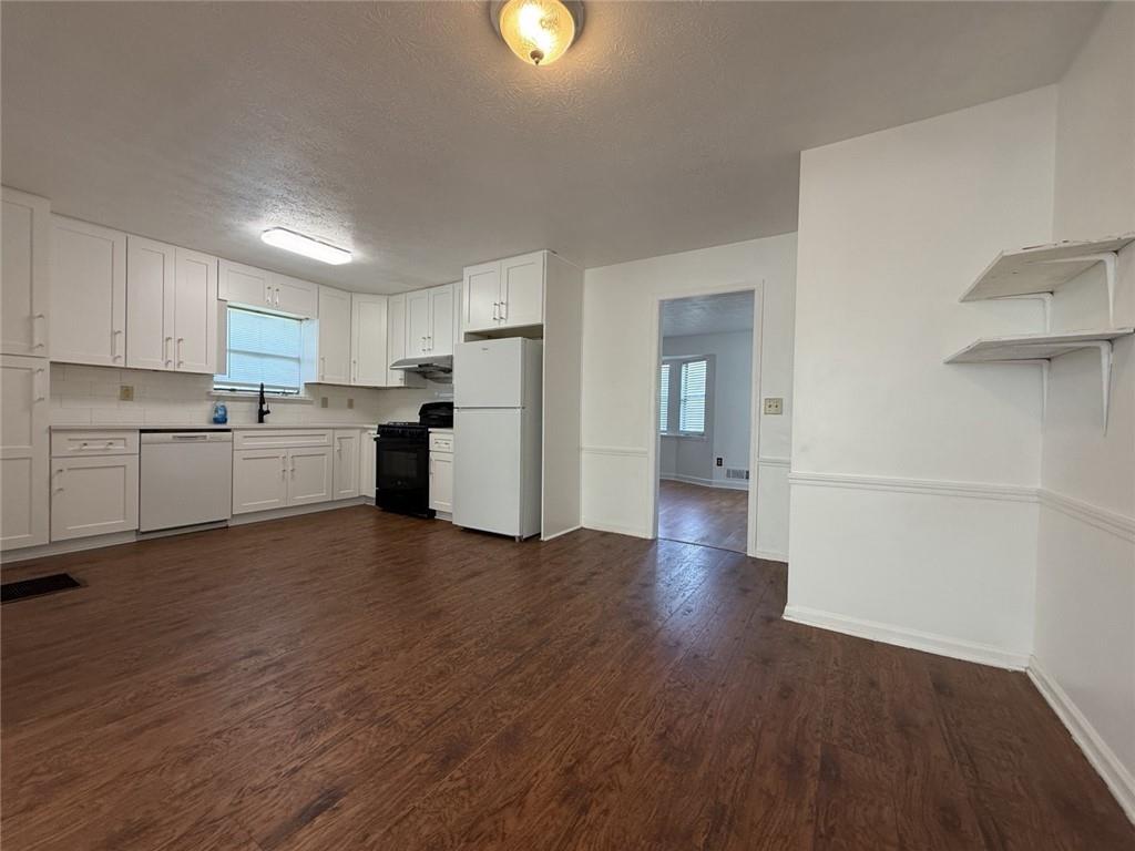 2773 Bronco Trail Property Photo 5