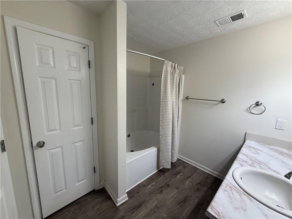 1201 Oakland Drive Property Photo 13